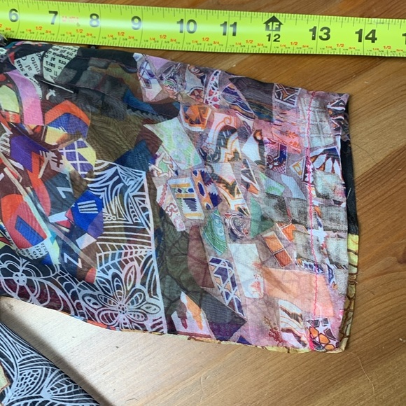 Feratelli Sheer Top, Short Sleeve, Front Zipper, Asymmetrical Hem, Crazy Quilt - Picture 6 of 9